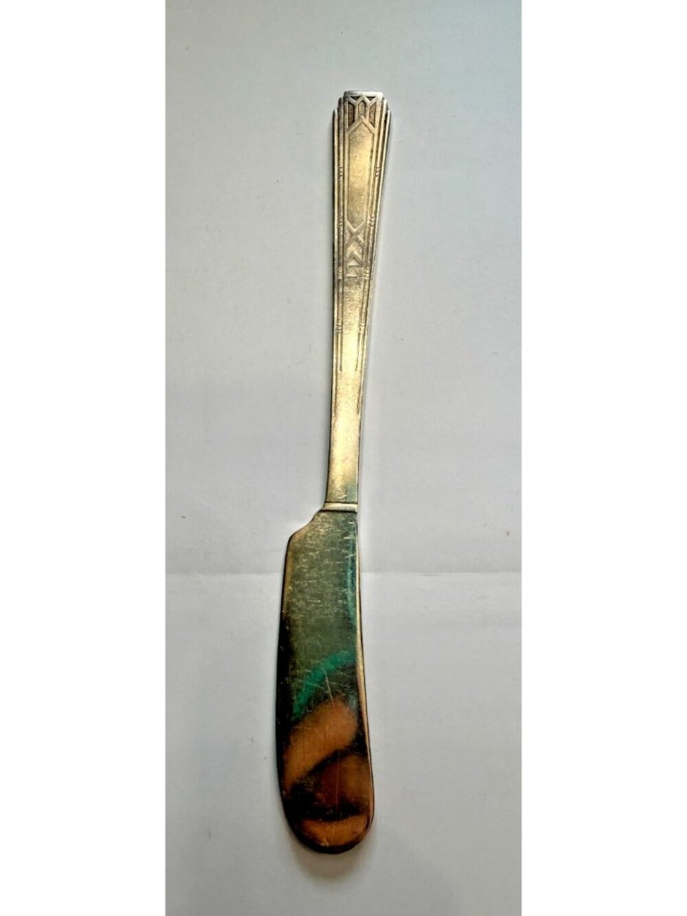 Friendship Medality Oneida  Tudor plate‎ Flat handle butter spreader 1932 6 3/8"